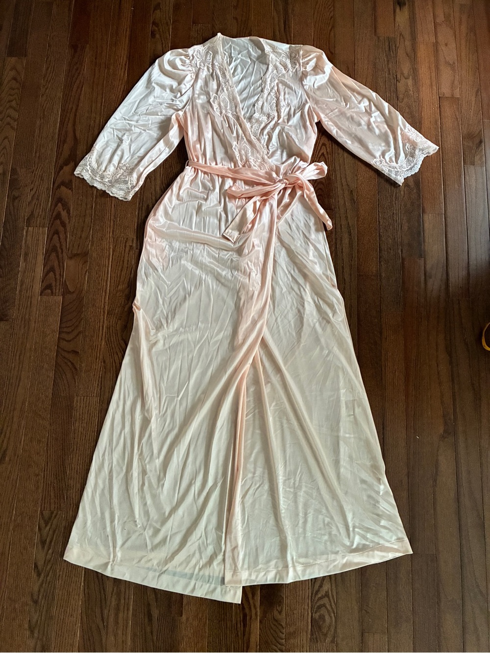 Vintage 70s Lorraine Pink Nylon Maxi Wrap Robe Lace Trim Coquette Lounge S Small